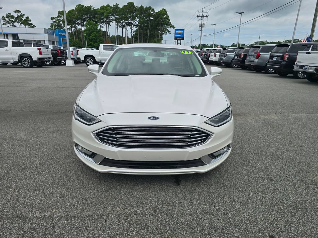 Used 2017 Ford Fusion SE w/ Fusion SE Technology Package FWD image 8