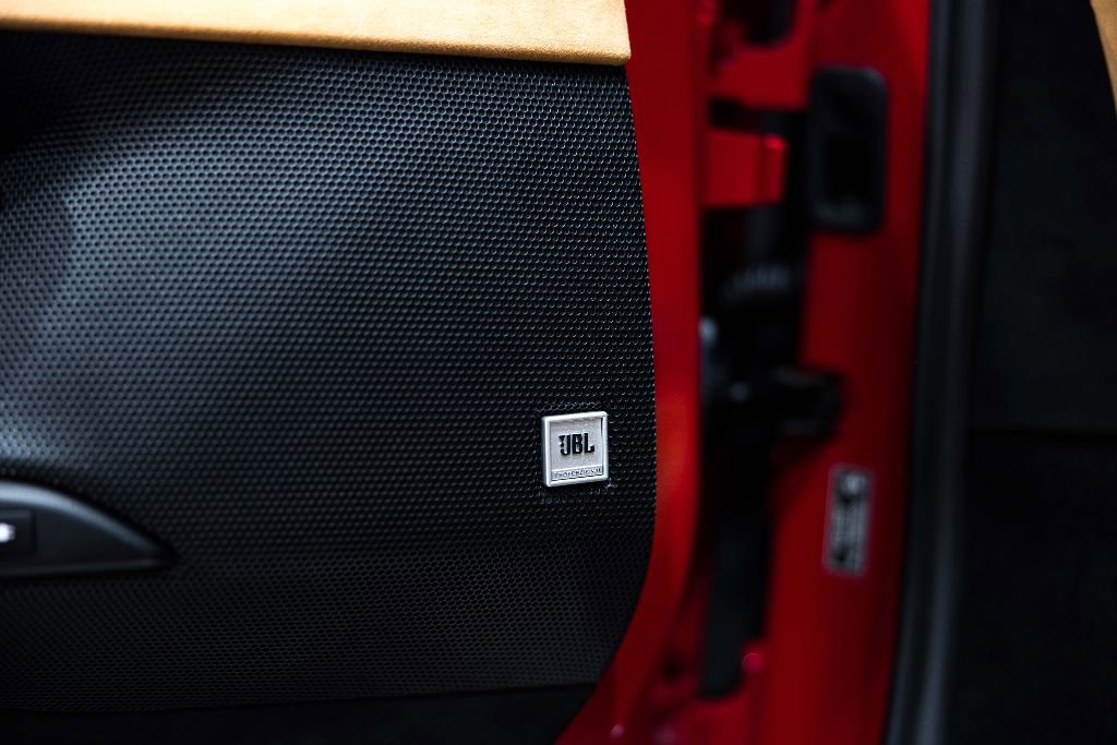 Used 2024 Ferrari 296 GTS image 10