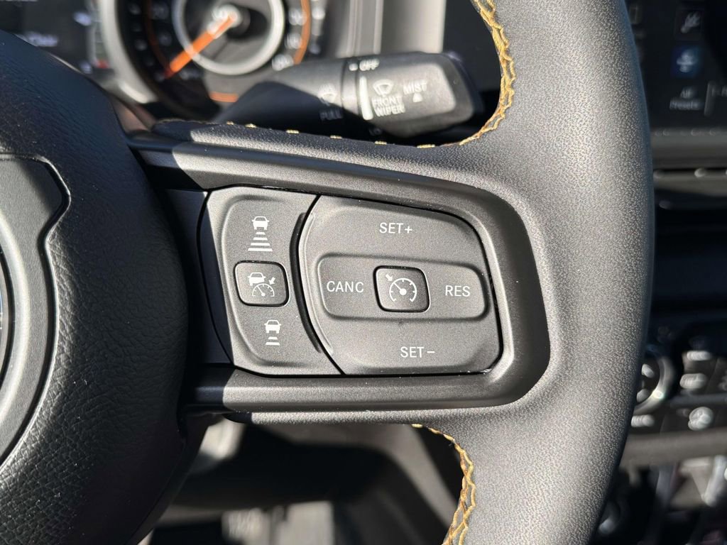 Used 2024 Jeep Gladiator Sport image 23