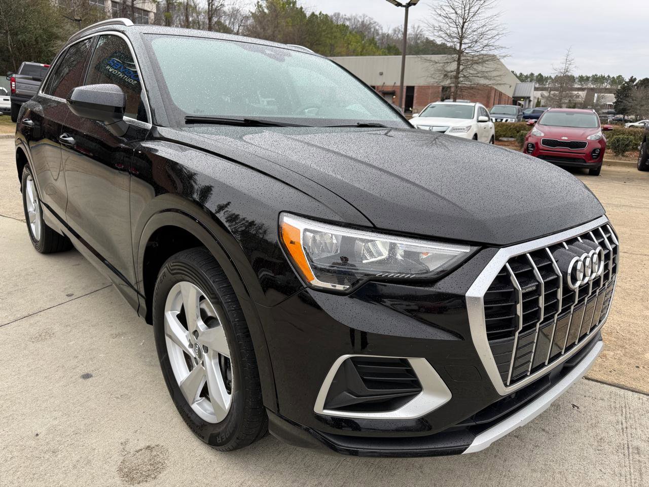 Used 2020 Audi Q3 2.0T Premium w/ Convenience Package image 8