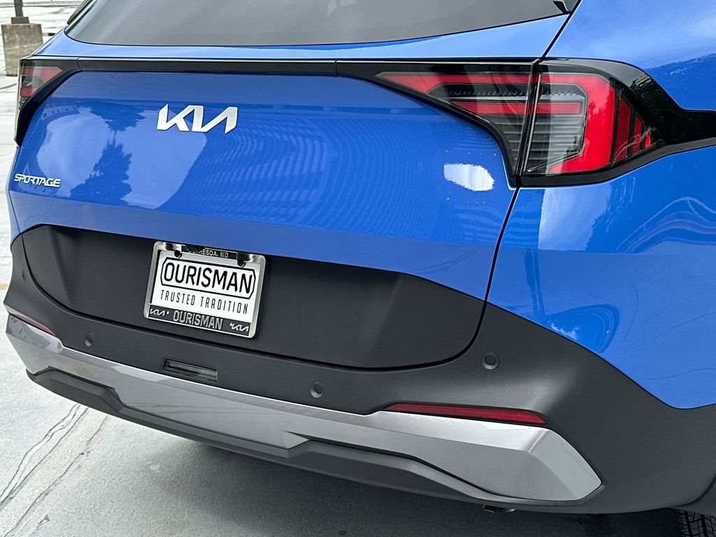 New 2026 Kia Sportage EX FWD image 5