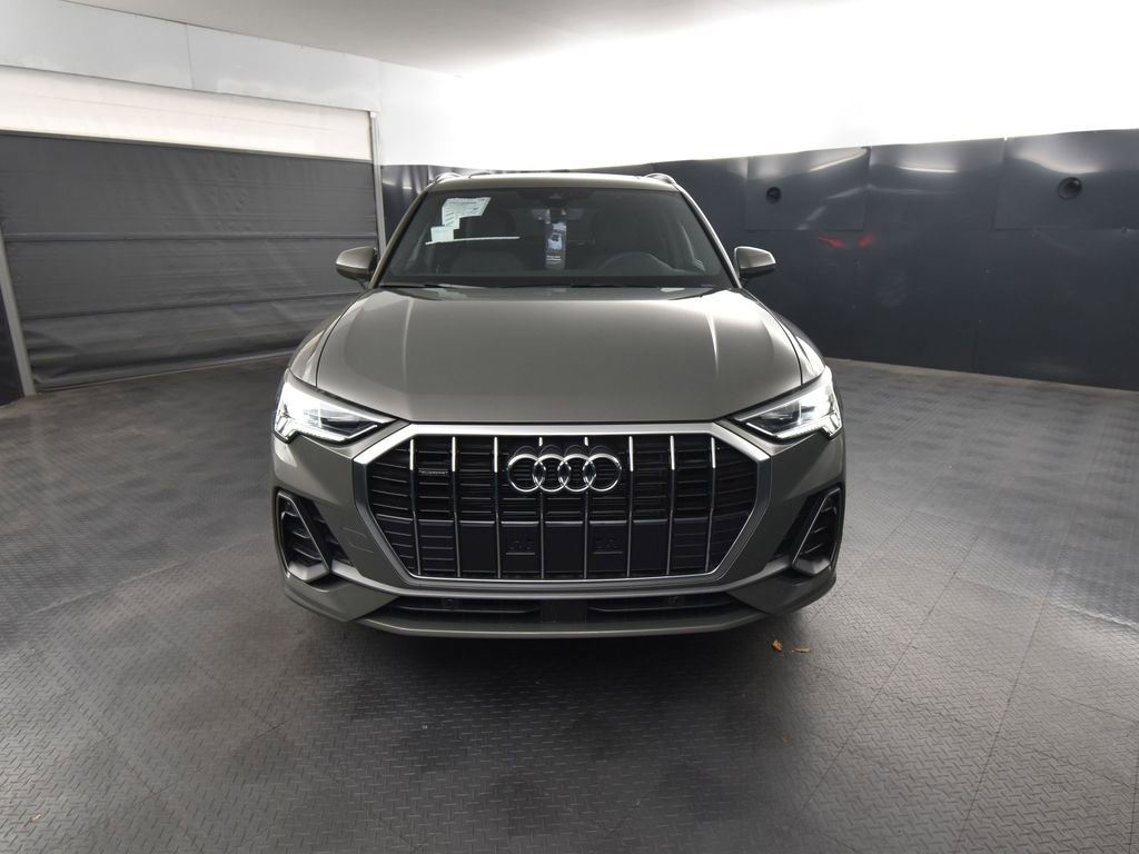 New 2025 Audi Q3 2.0T Premium image 8