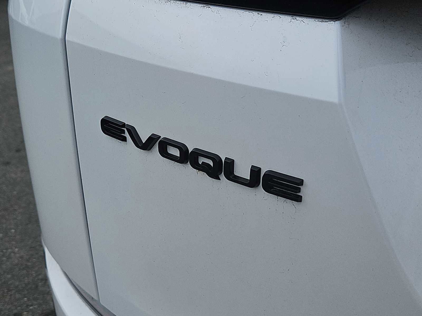 Used 2023 Land Rover Range Rover Evoque R-Dynamic SE AWD/4WD image 12