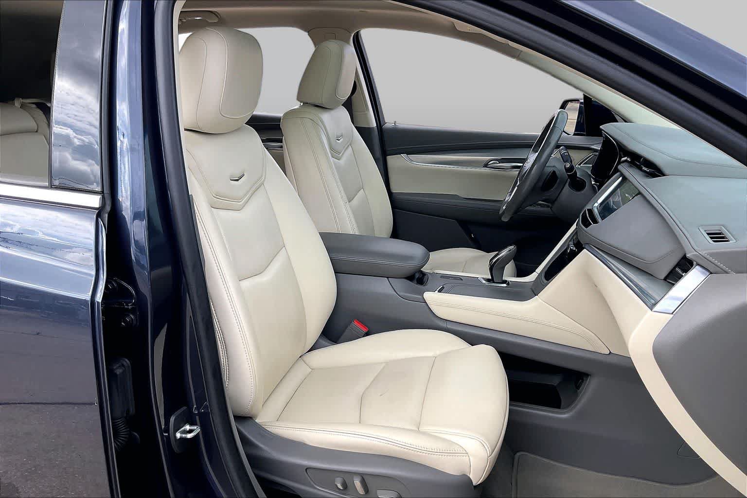 Used 2019 Cadillac XT5 Luxury FWD image 9