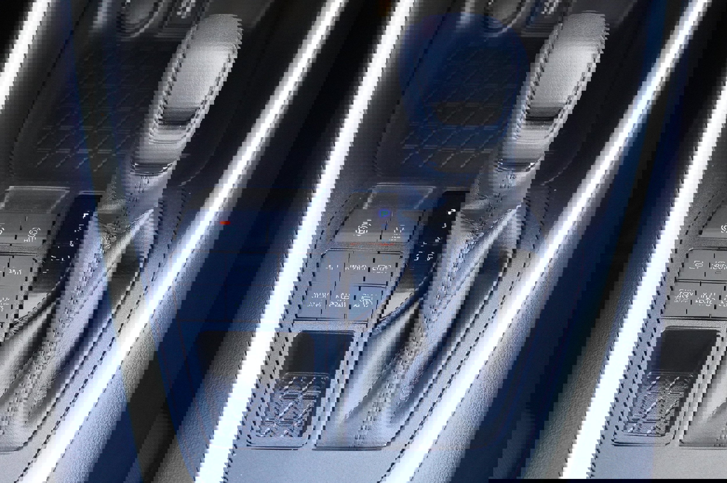 Certified 2025 Toyota RAV4 XLE image 34