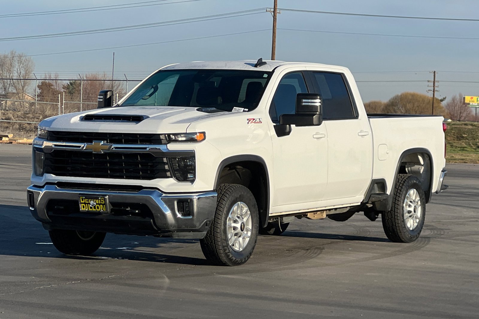 Used 2024 Chevrolet Silverado 2500 LT w/ Convenience Package image 8