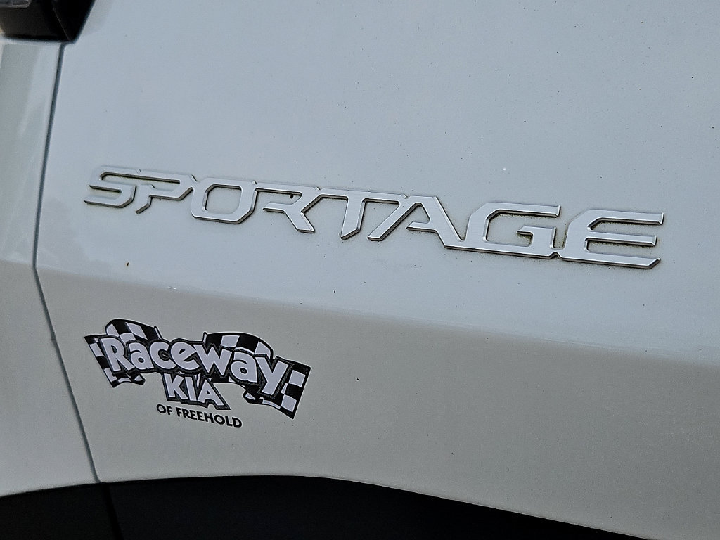 Used 2023 Kia Sportage EX AWD/4WD image 33