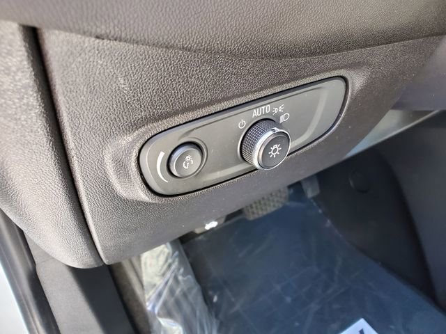 Certified 2022 Chevrolet Equinox RS w/ LPO, Floor Liner Package image 24