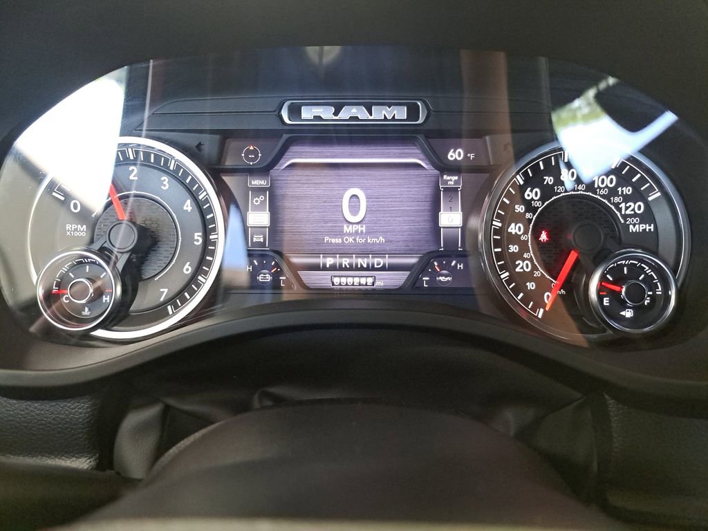 Used 2022 RAM 1500 Big Horn AWD/4WD image 18