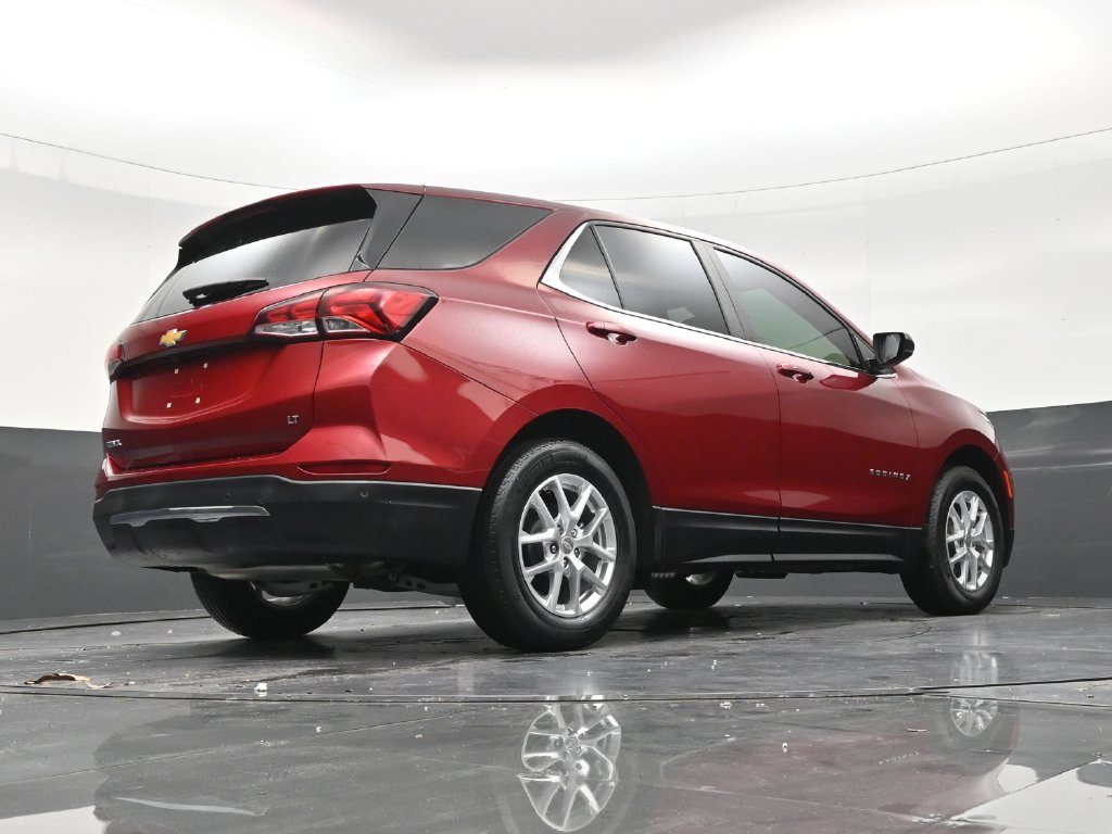 Used 2024 Chevrolet Equinox LT FWD image 23