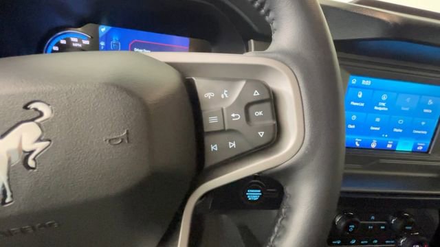 Used 2023 Ford Bronco Outer Banks AWD/4WD image 25
