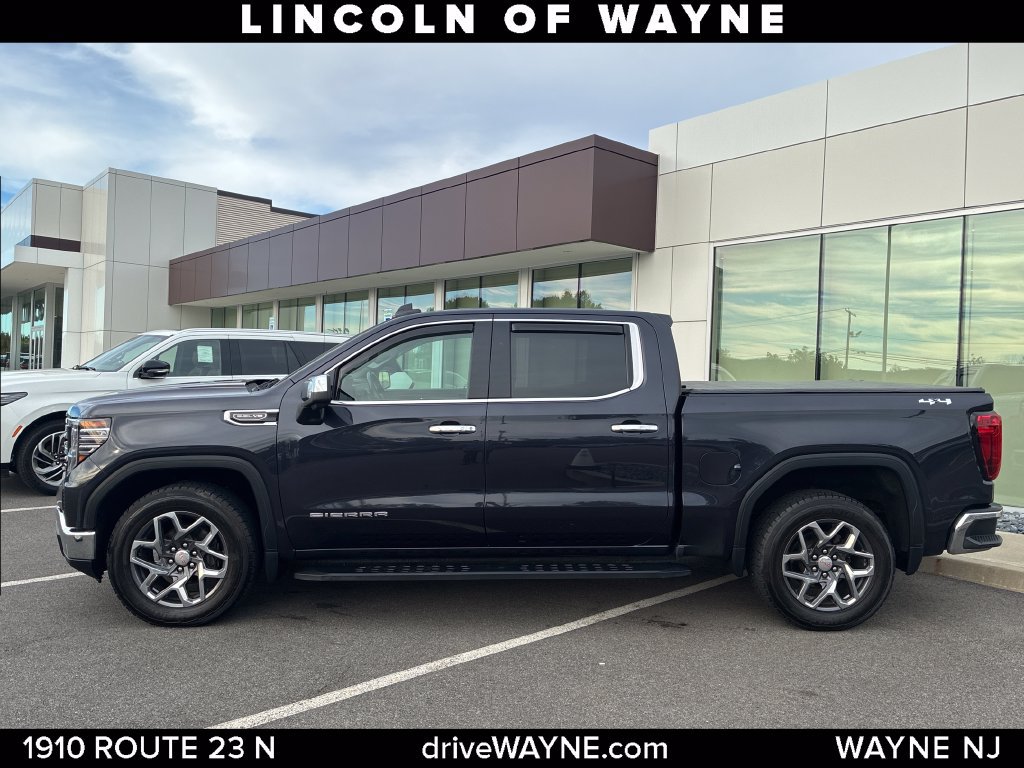 Used 2022 GMC Sierra 1500 SLT w/ SLT Convenience Package AWD/4WD image 2