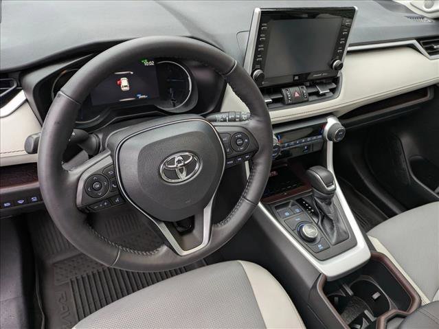 Used 2022 Toyota RAV4 Limited image 10