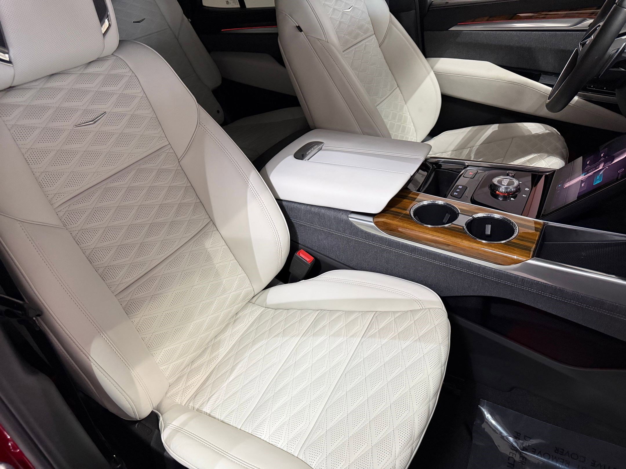 New 2025 Cadillac Escalade Premium Luxury Platinum AWD/4WD image 43