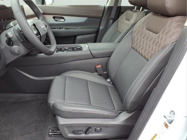 New 2026 Nissan Murano Platinum w/ Technology Package AWD/4WD image 11