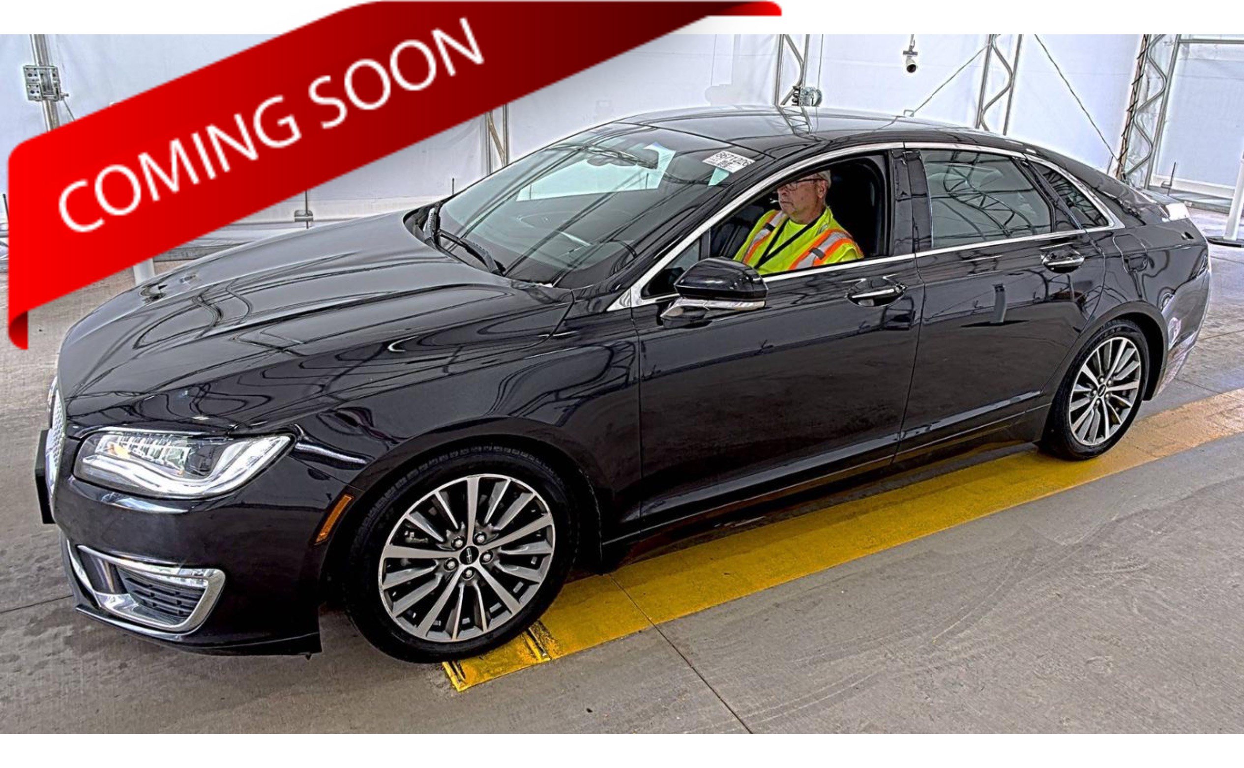 Used 2019 Lincoln MKZ Reserve FWD image 1