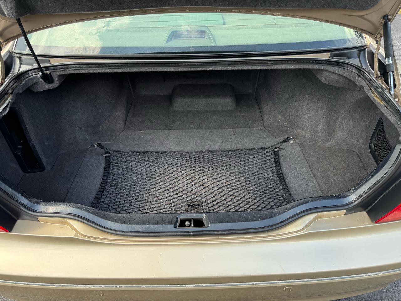 Used 2003 Lexus LS 430 RWD image 25