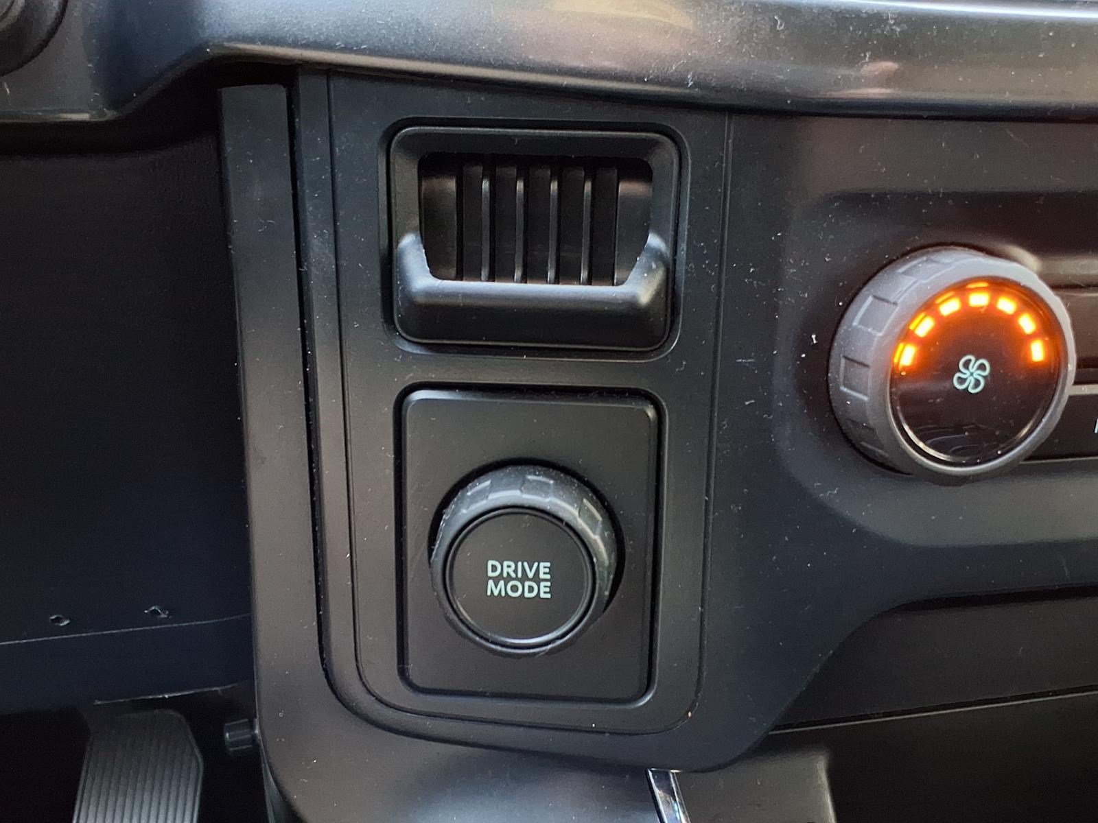 Used 2022 Ford F150 XL w/ STX Appearance Package RWD image 21