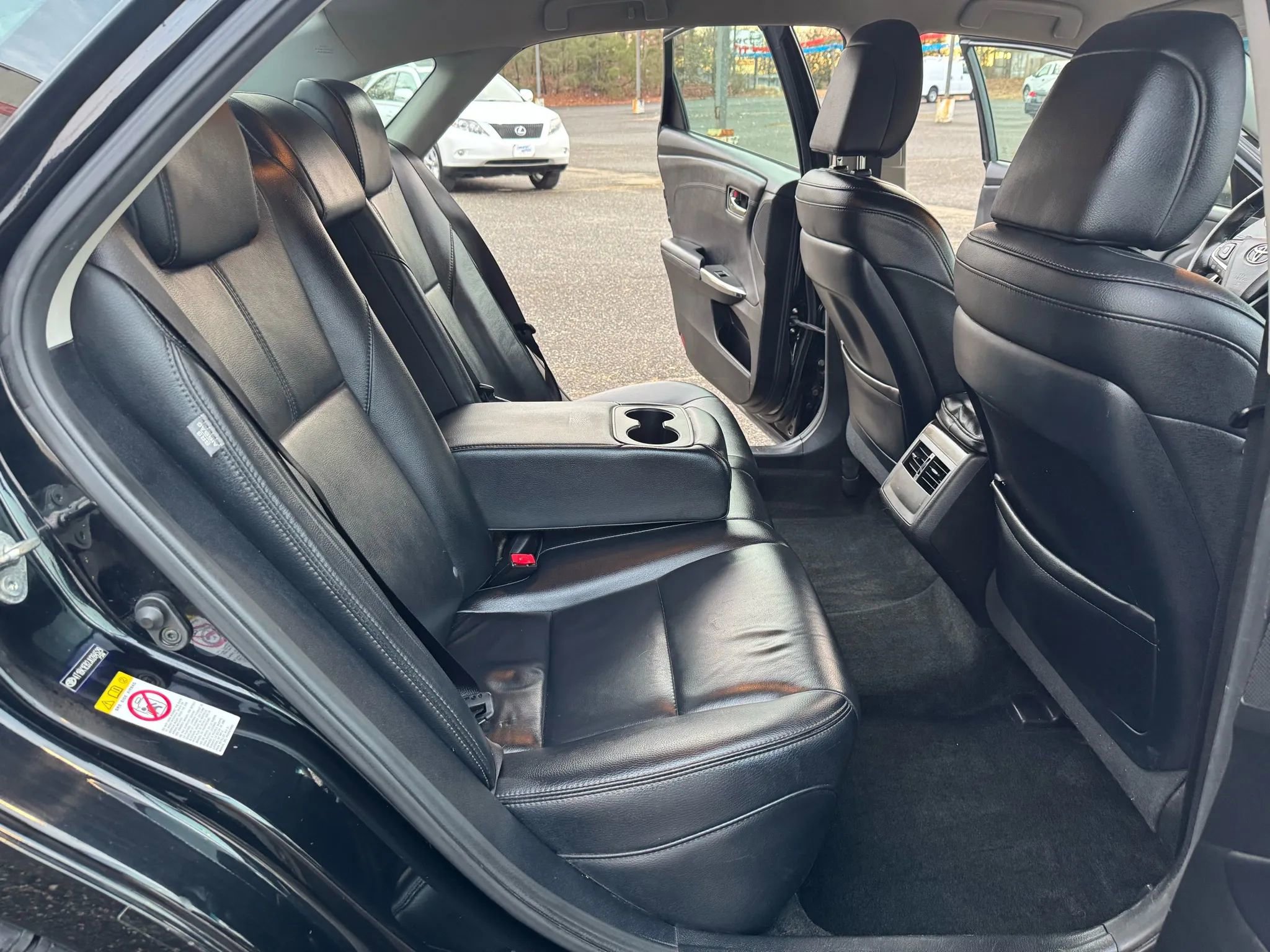 Used 2018 Toyota Avalon XLE image 16