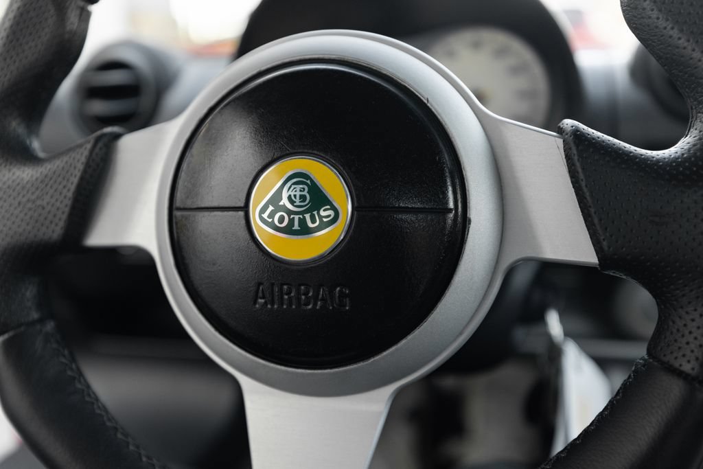 Used 2005 Lotus Elise RWD image 28