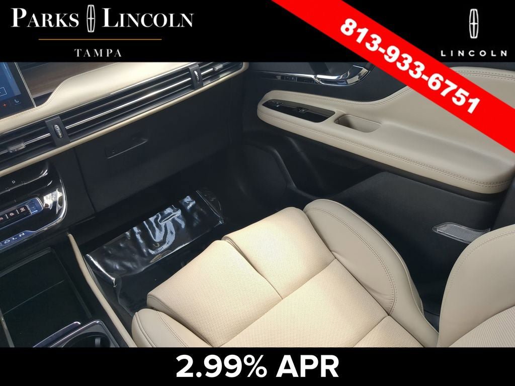 Certified 2025 Lincoln Corsair Reserve w/ Equipment Group 202A AWD/4WD image 14