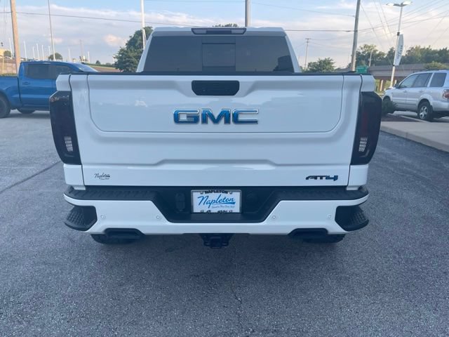 Used 2022 GMC Sierra 1500 AT4 w/ AT4 Premium Package AWD/4WD image 23