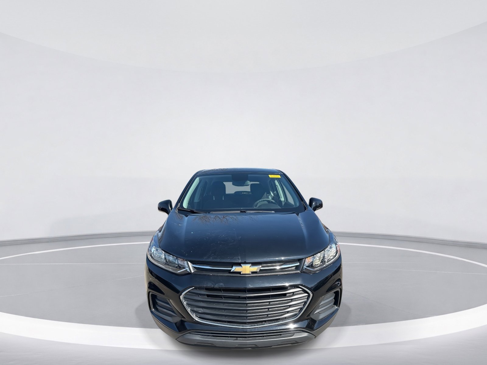 Used 2020 Chevrolet Trax LS image 2