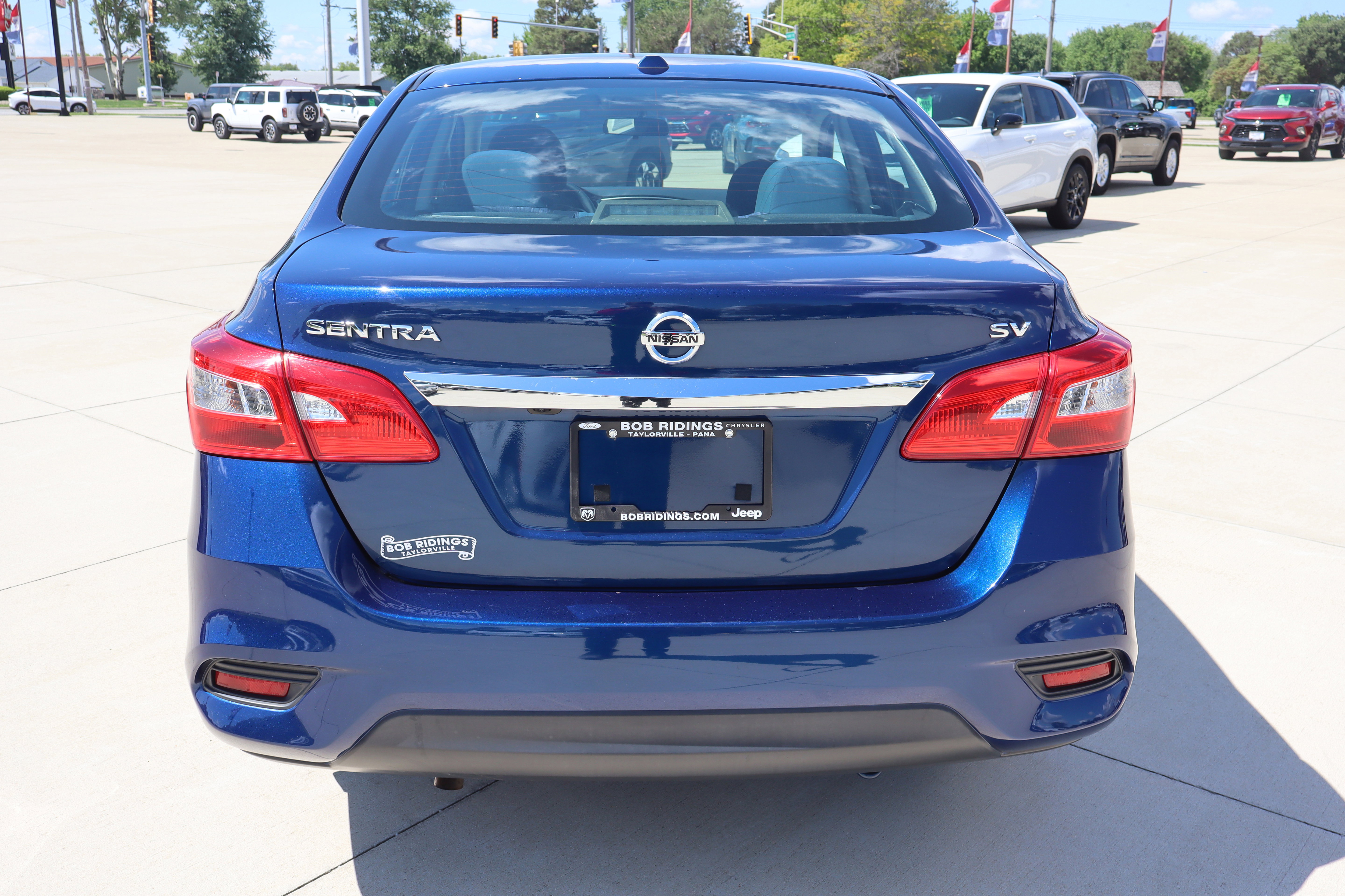 Used 2019 Nissan Sentra SV FWD image 6