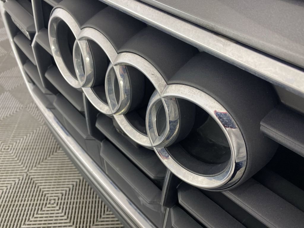 Used 2019 Audi Q8 Premium Plus w/ Premium Plus image 34
