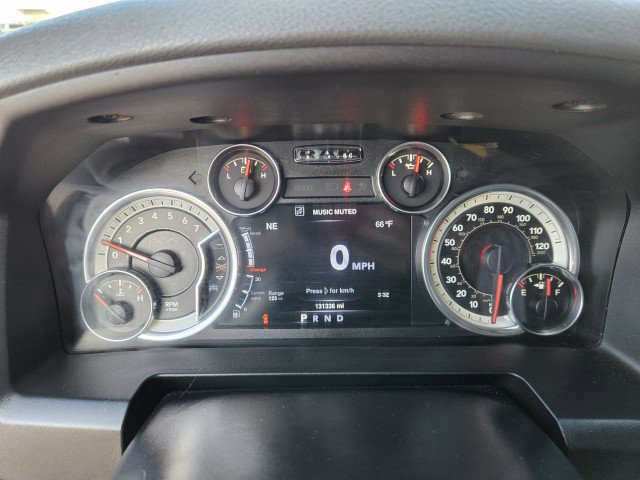 Used 2016 RAM 1500 Classic SLT w/ Luxury Group image 16