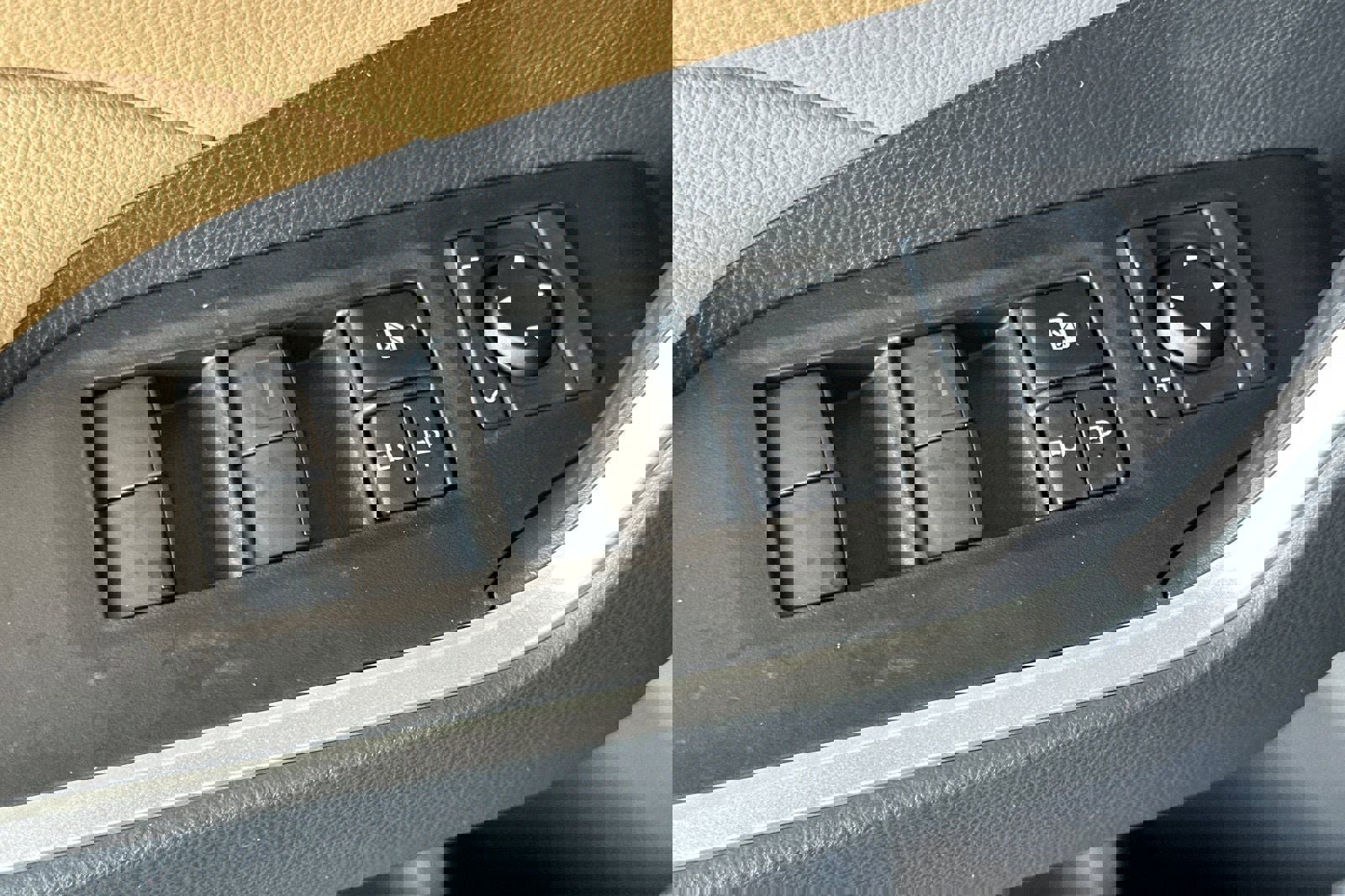 New 2025 Toyota RAV4 LE image 13