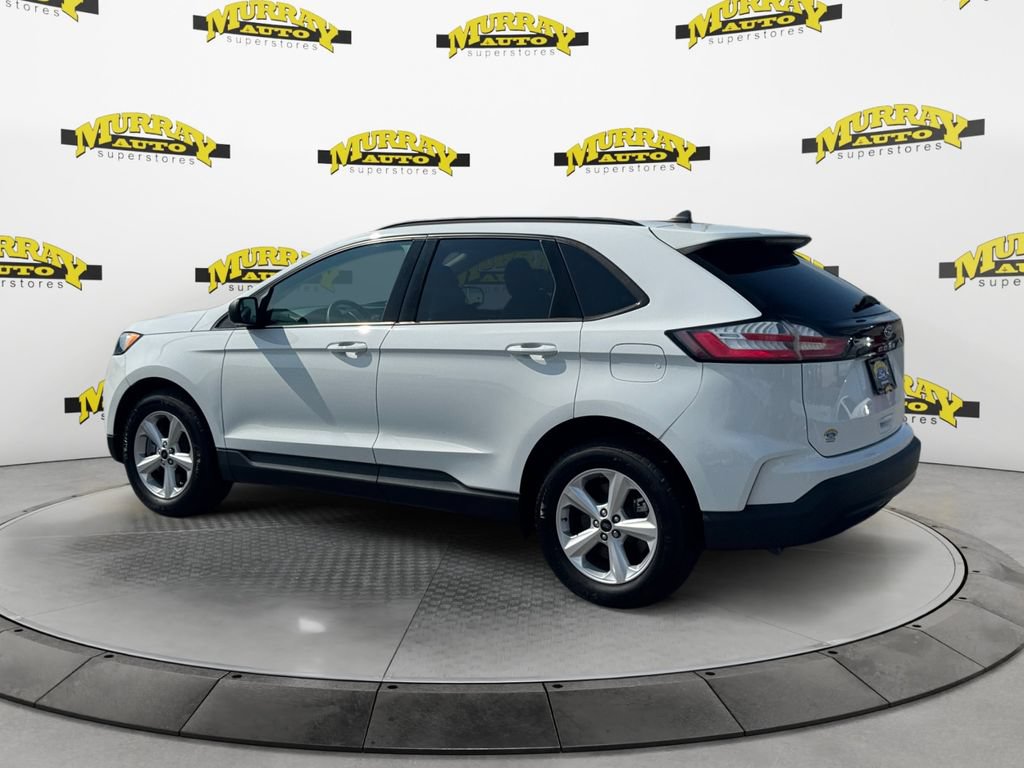 Used 2024 Ford Edge SE w/ Cargo Accessory Package AWD/4WD image 3