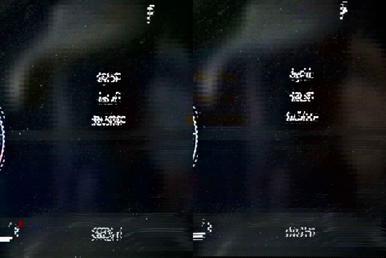 Used 2023 Jeep Grand Cherokee L Laredo image 25