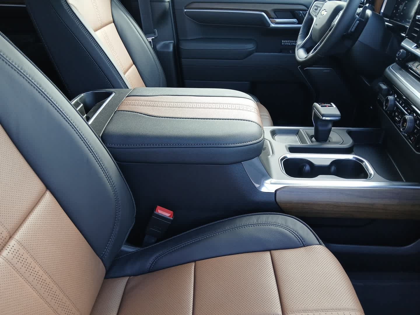 New 2026 Chevrolet Silverado 1500 High Country w/ High Country Premium Package AWD/4WD image 66