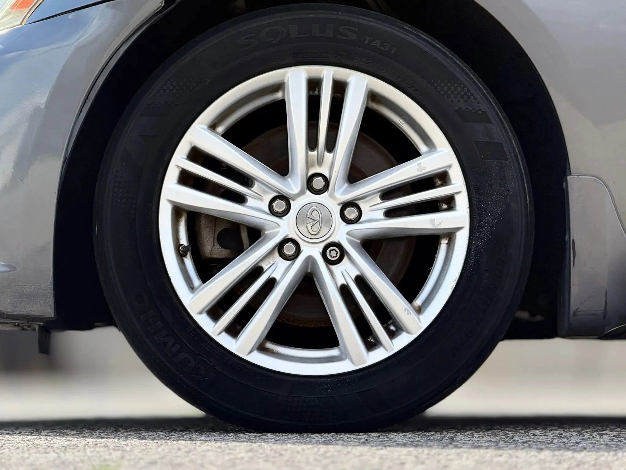 Used 2011 INFINITI G37 x Sedan w/ Premium Pkg image 30