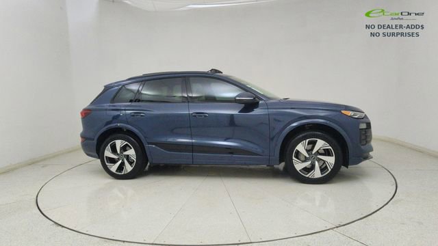 Used 2025 Audi Q6 e-tron Premium w/ Convenience Package image 62