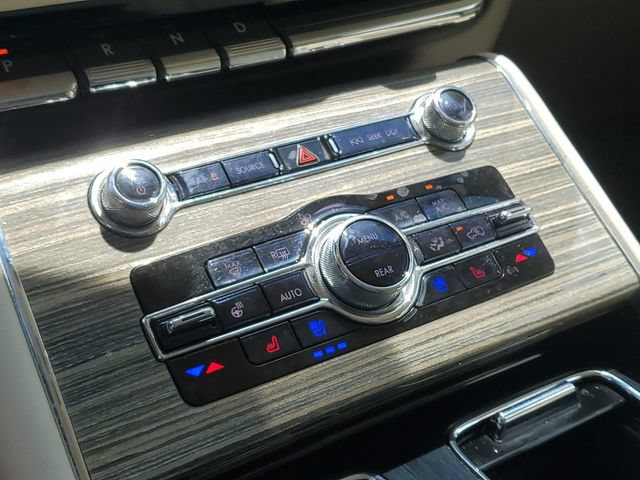 Used 2021 Lincoln Aviator Black Label AWD/4WD image 19