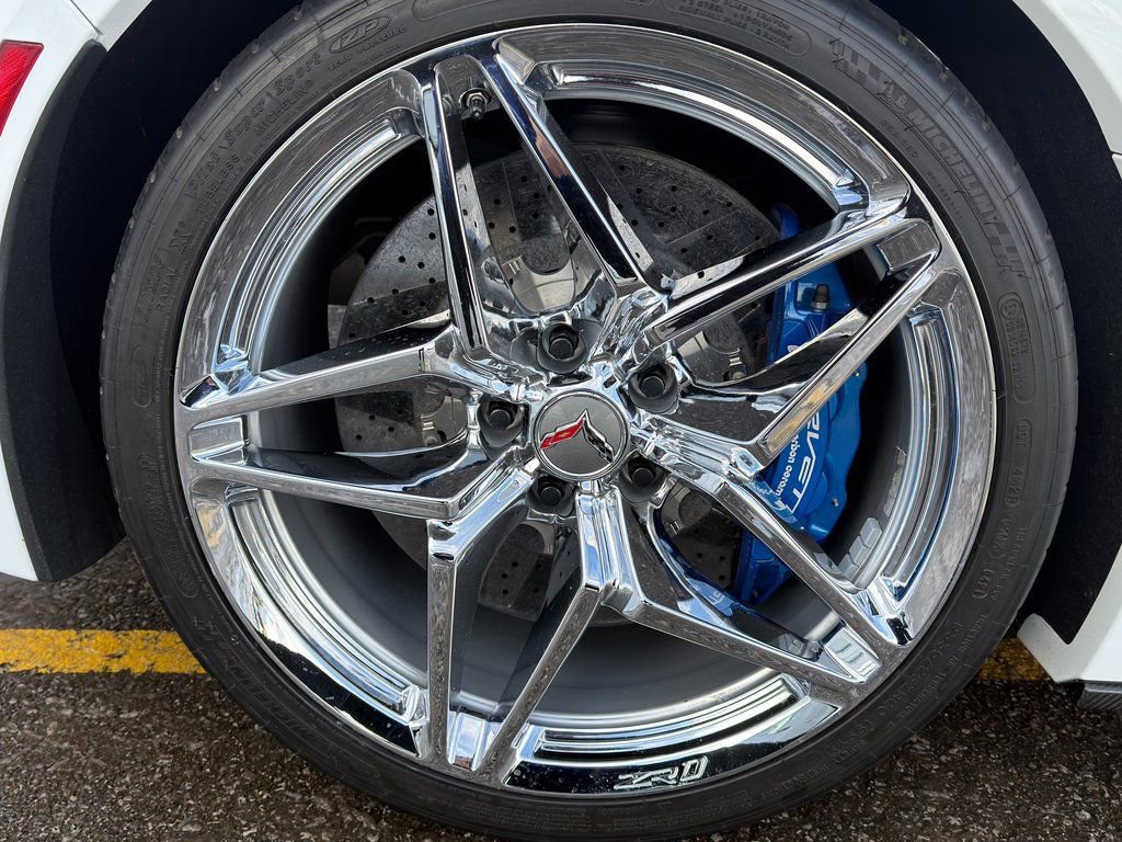 Used 2019 Chevrolet Corvette ZR1 w/ Chrome Badge Package image 30