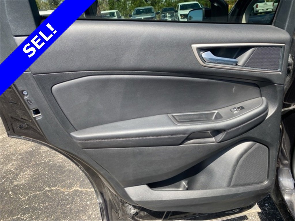 Used 2024 Ford Edge SEL image 22