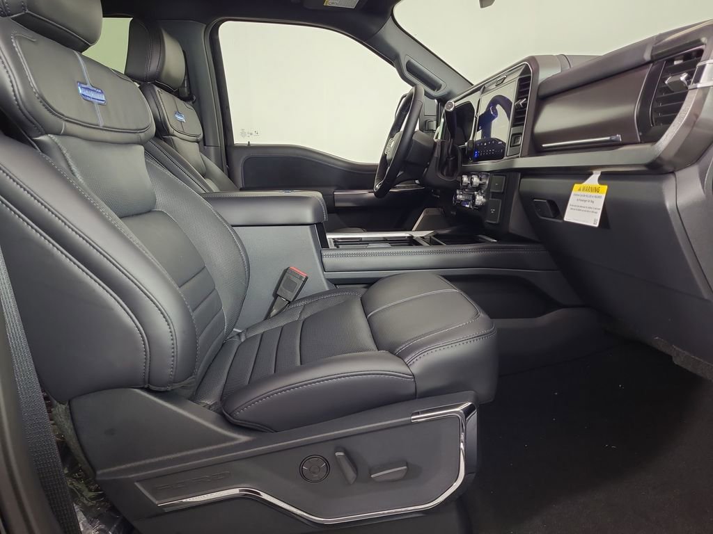New 2026 Ford F350 Platinum w/ Tremor Off-Road Package image 22