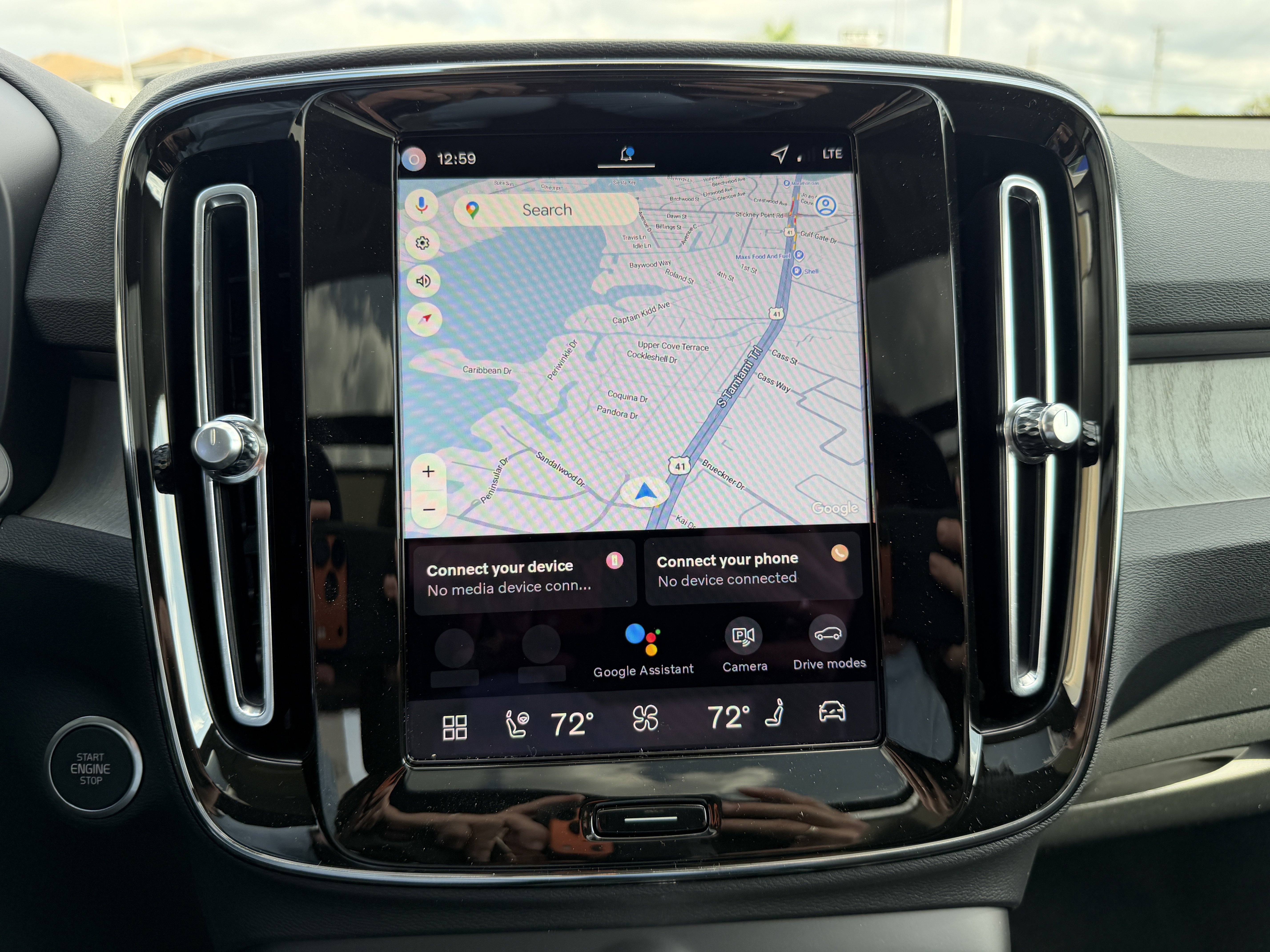 New 2026 Volvo XC40 B5 Core w/ Protection Package image 25