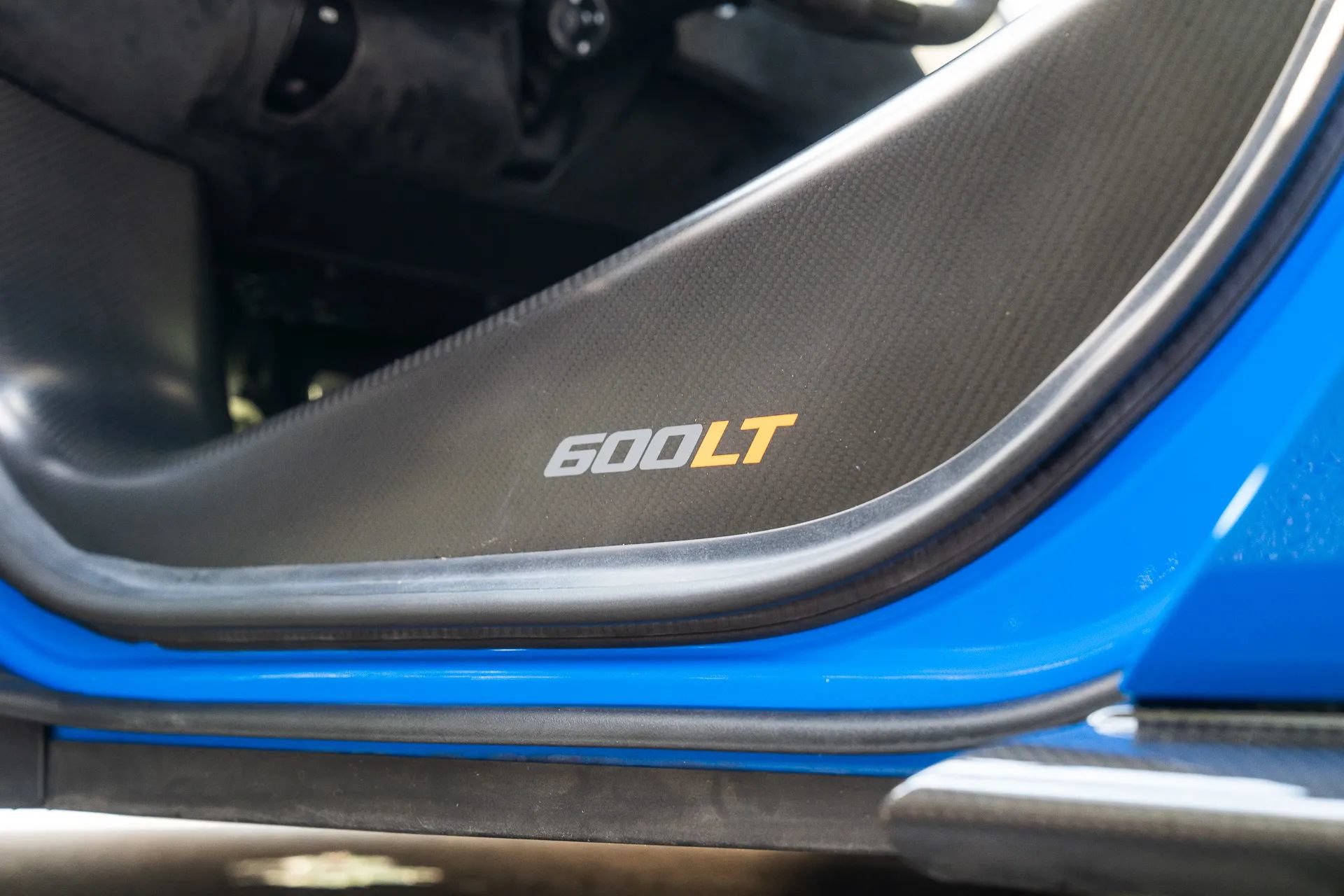 Used 2019 McLaren 600LT RWD image 27