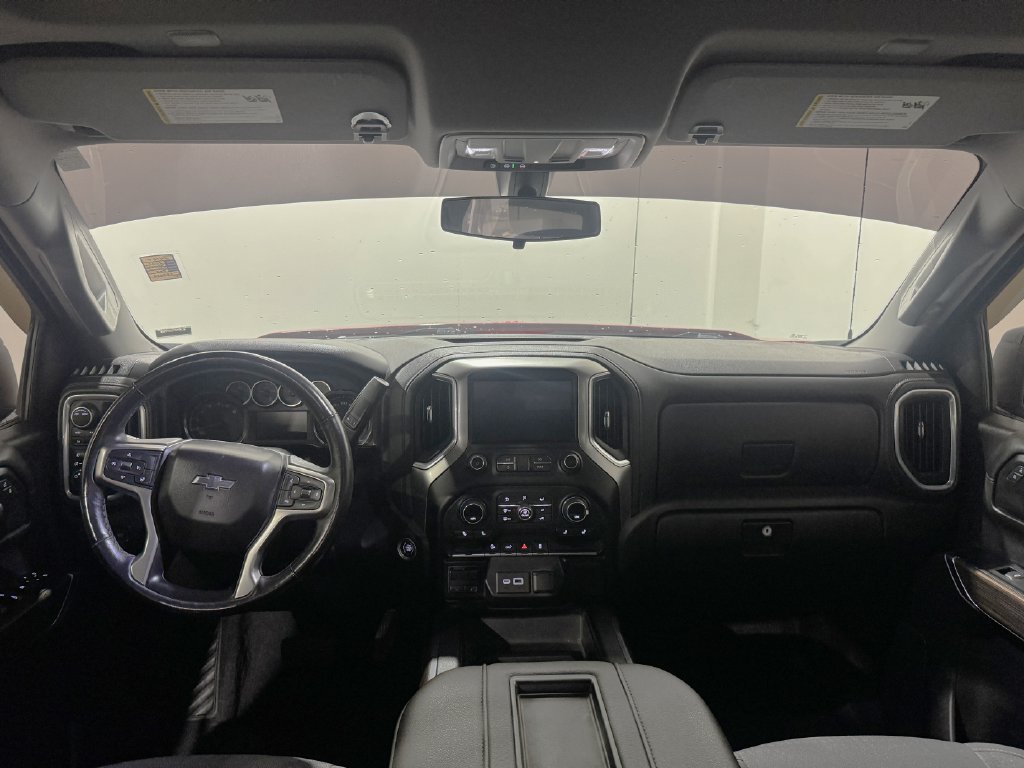Used 2021 Chevrolet Silverado 1500 LT Trail Boss AWD/4WD image 2