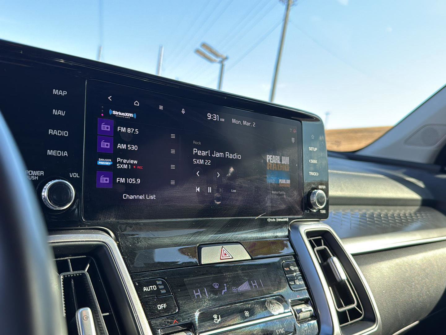 Used 2022 Kia Sorento S image 21