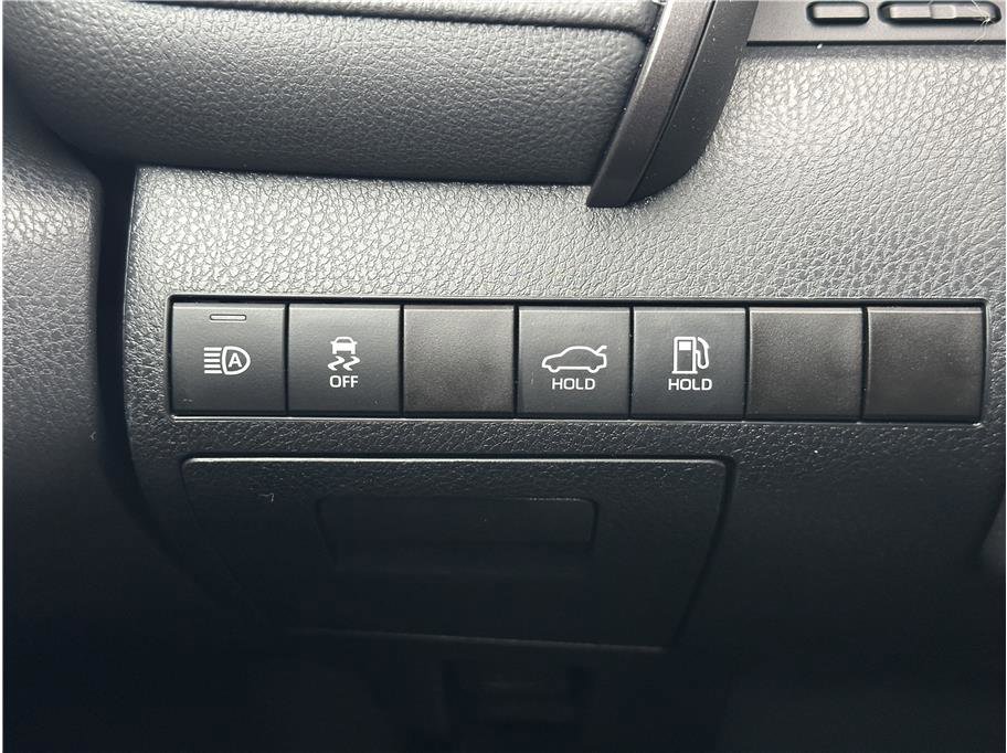 Used 2024 Toyota Camry SE AWD/4WD image 26