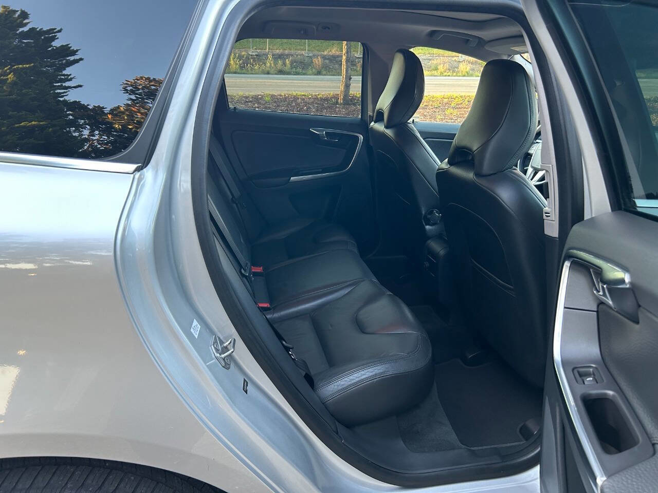 Used 2014 Volvo XC60 3.2 image 34