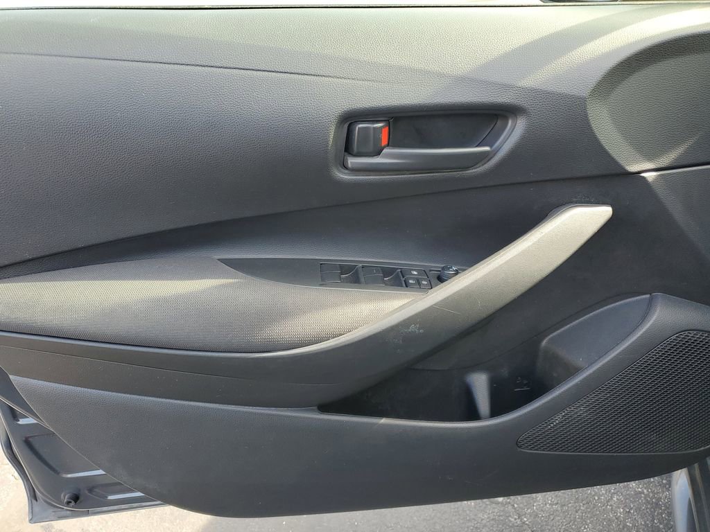 Used 2024 Toyota Corolla LE image 23