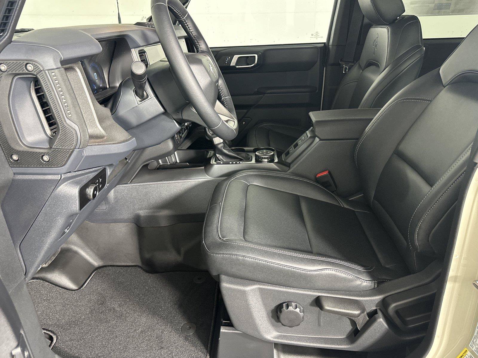 New 2026 Ford Bronco Big Bend w/ Black Diamond Package AWD/4WD image 8