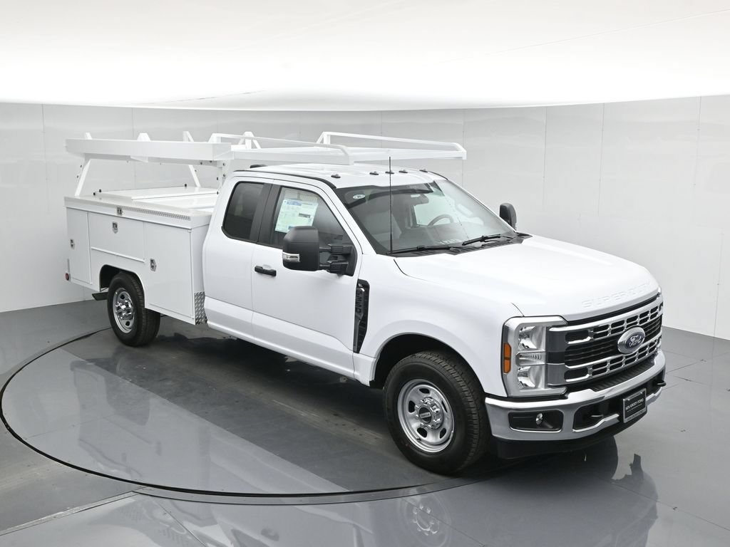 New 2026 Ford F350 XL w/ XL Chrome Package RWD image 47