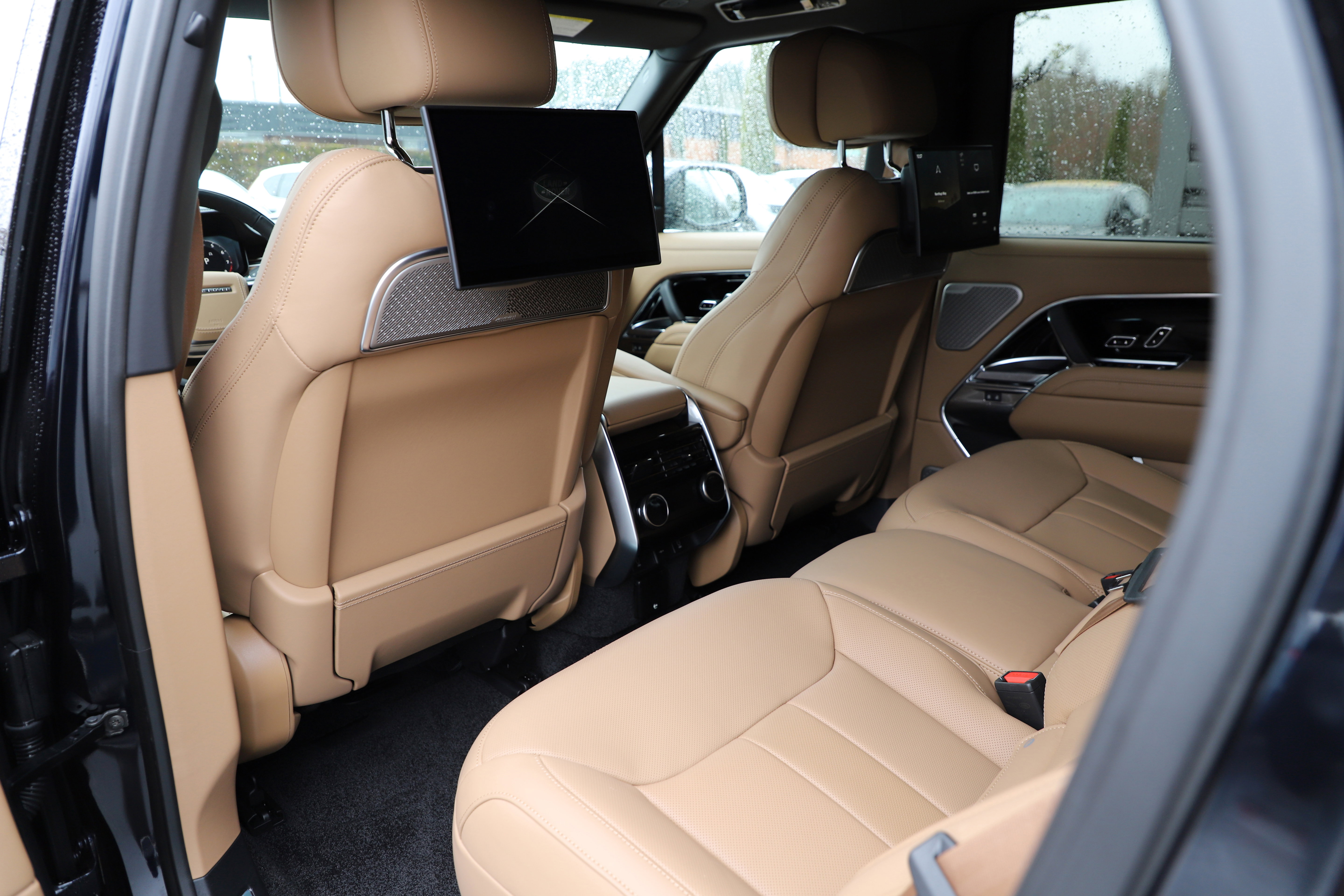 New 2026 Land Rover Range Rover Autobiography image 13